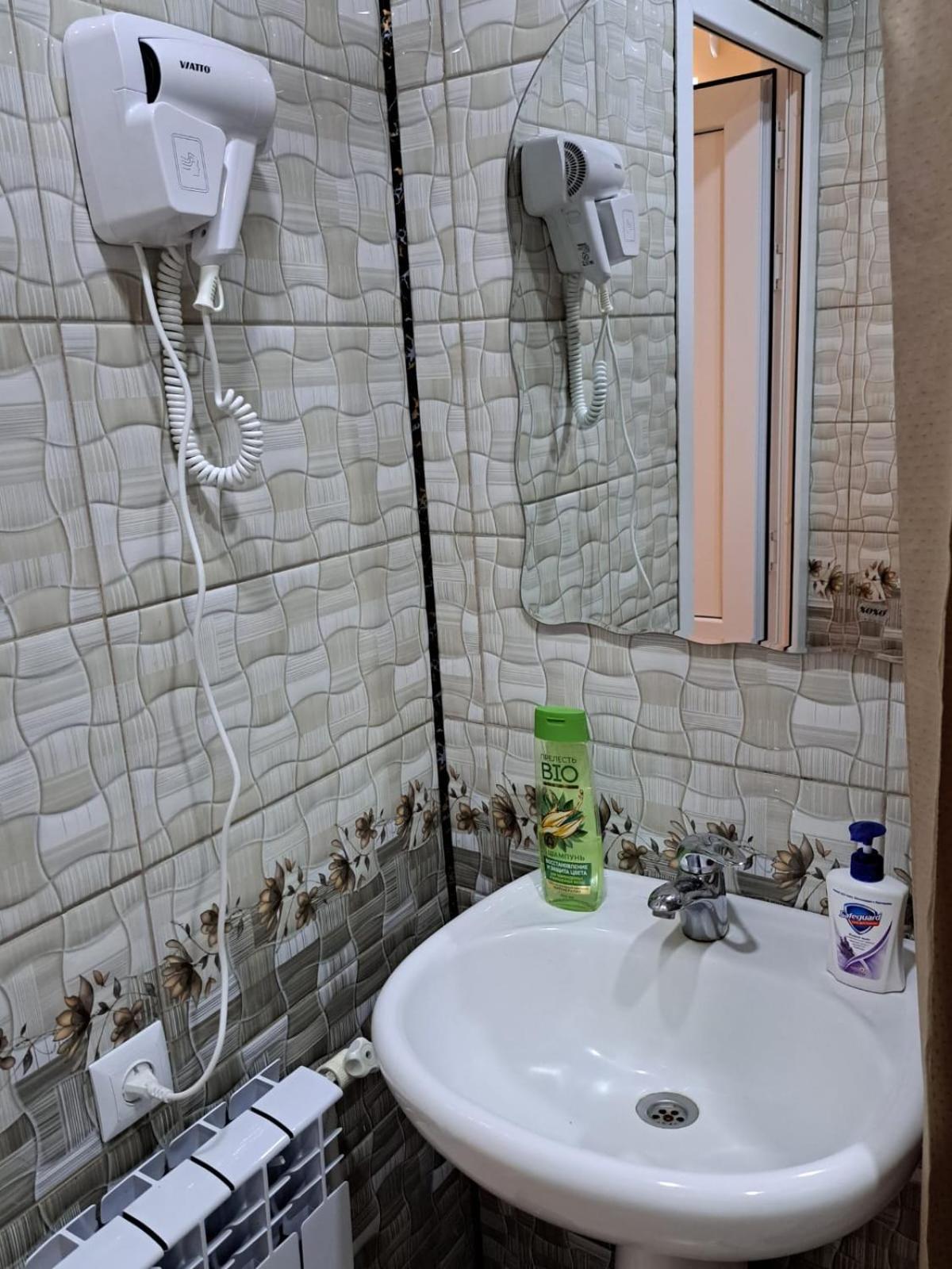 Guest House David'S B&B Ґюмрі Екстер'єр фото